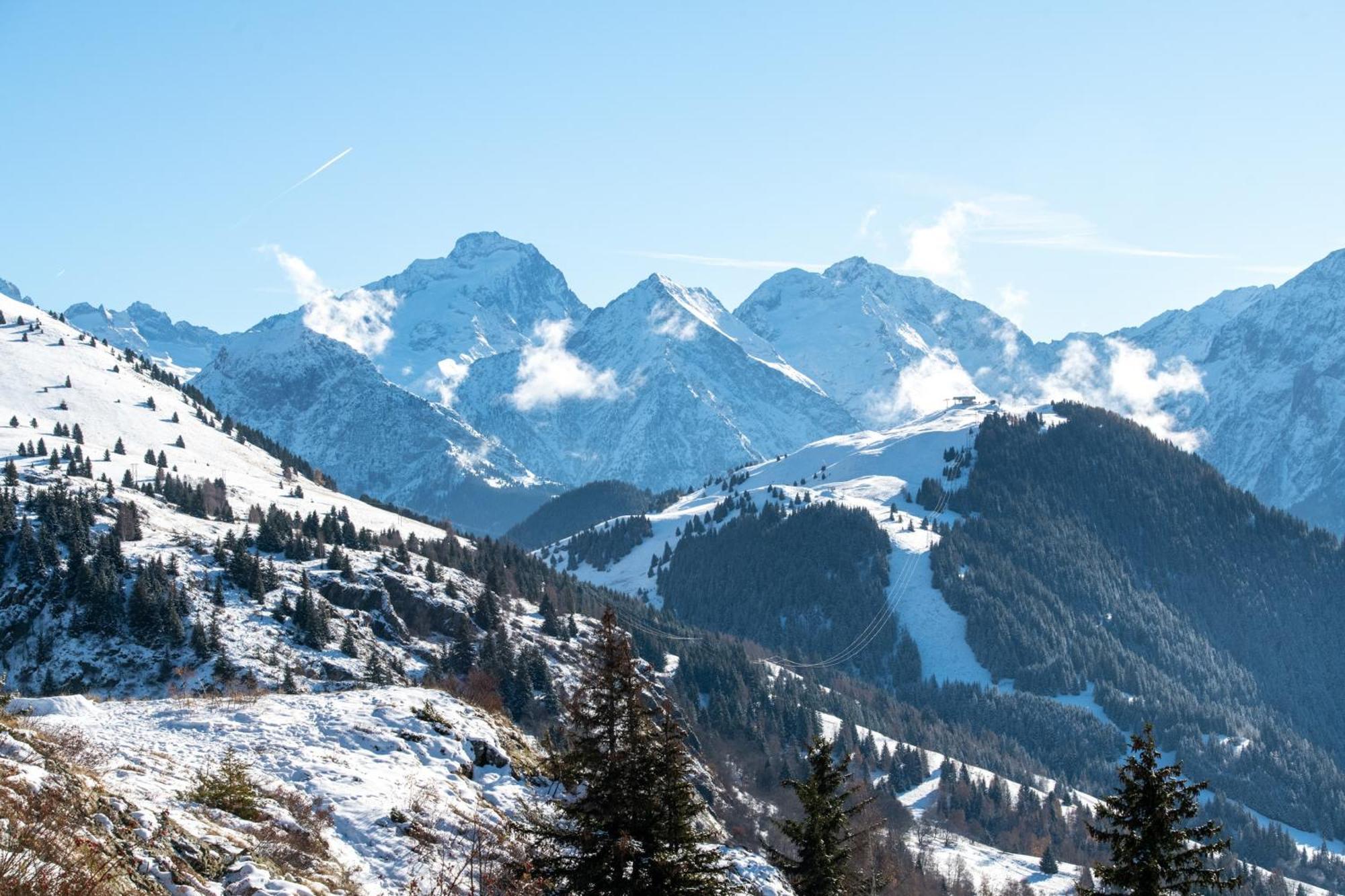 Appartement Confortable A L'Alpe D'Huez De 27 M² Avec Vue Montagne المظهر الخارجي الصورة